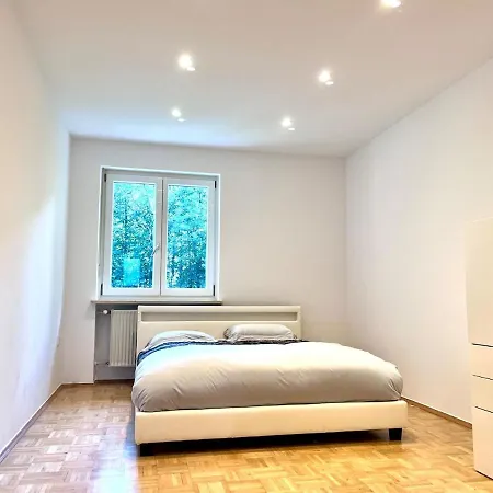 Apartman Balcony In Quiet Nobel Suburb Of In Graefelfing